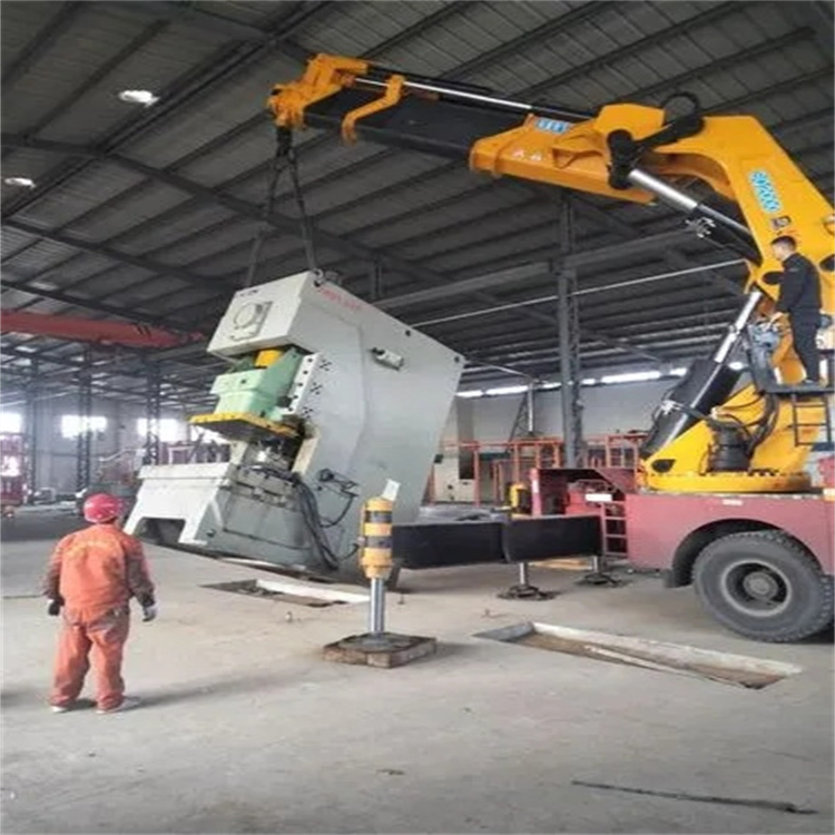 保亭80吨折臂吊车出租附近电话