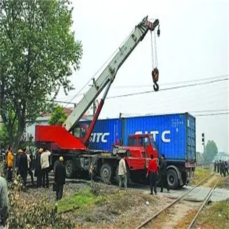 保亭如何快速找到附近的吊车救援公司